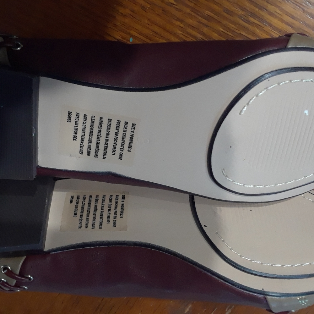 Shoes - Picture 3 of 4